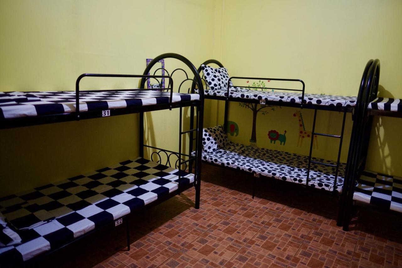 Fat Monkey Hostel 코른 외부 사진