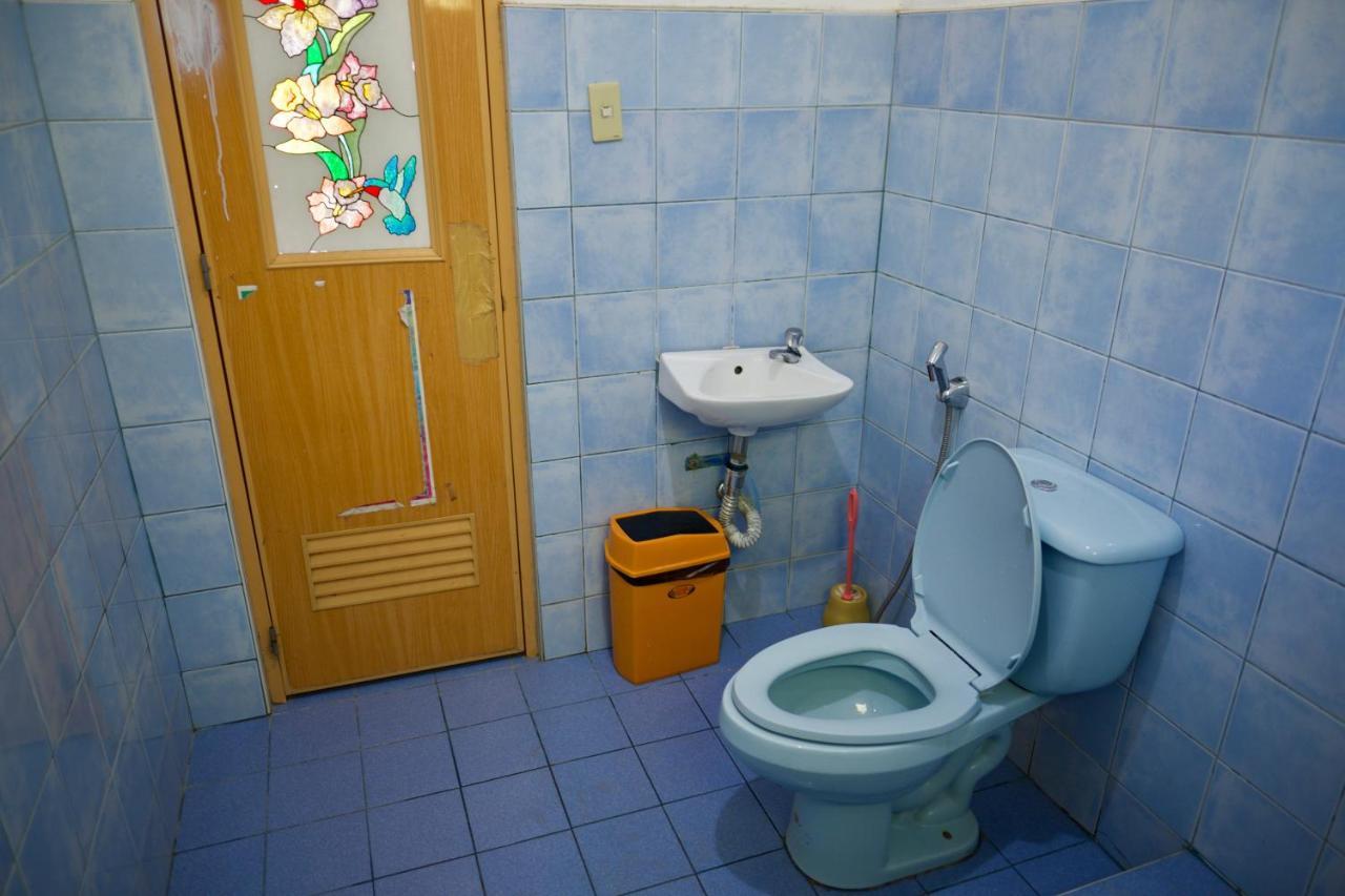 Fat Monkey Hostel 코른 외부 사진